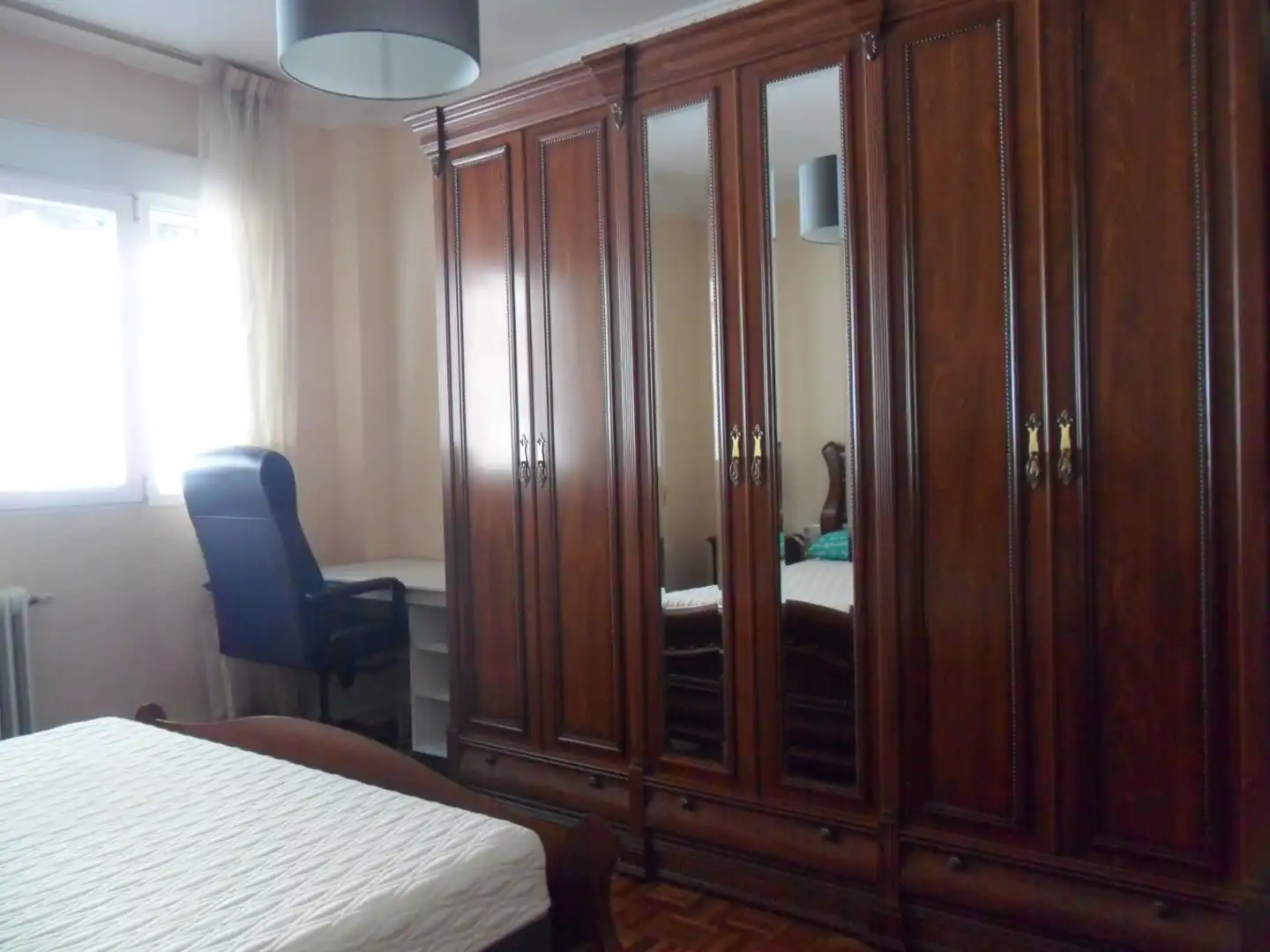 Habitación de Piso de alquiler en Granada con Aire acondicionado, Calefacción y Terraza