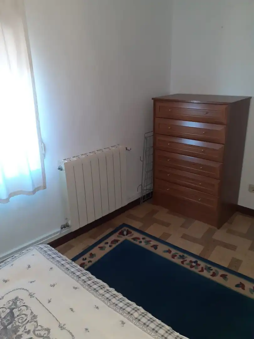 Dormitori de Casa o xalet en venda en Nalda amb Calefacció, Traster i Rentadora