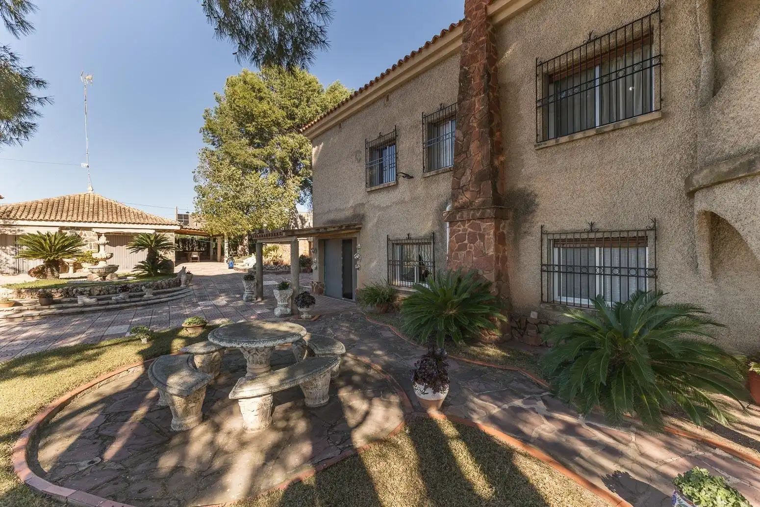 Detached house with pool for sale in Calle Calle Margalló, imagen 2