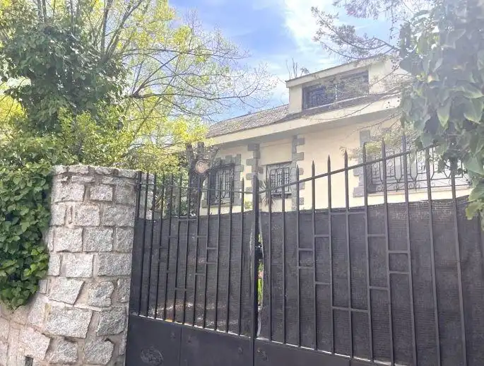Casa amb jardí en venda a Avenida Olmos 4, imagen 2