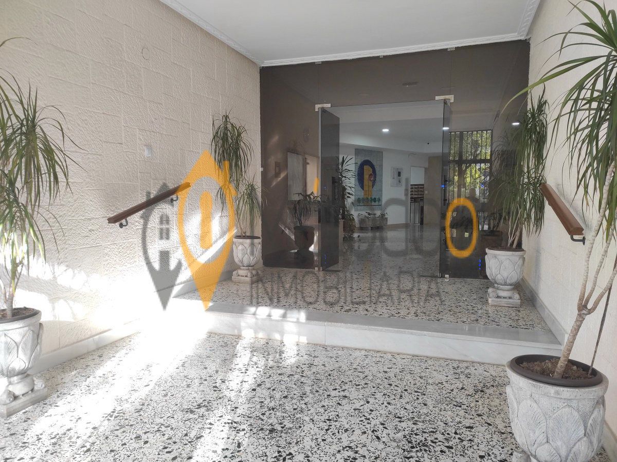 Flat for sale in  Sevilla Capital  with Air Conditioner, Terrace and Balcony
