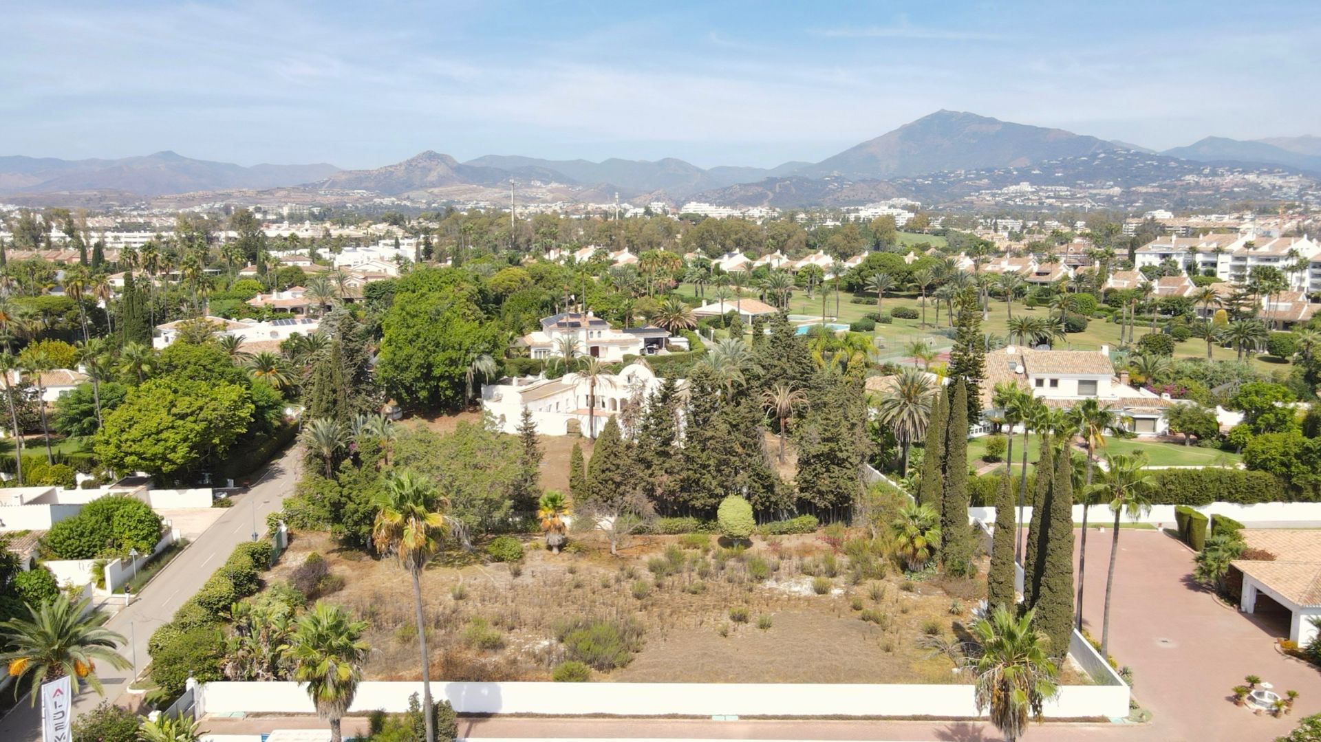 Vista exterior de Residencial en venda en Marbella