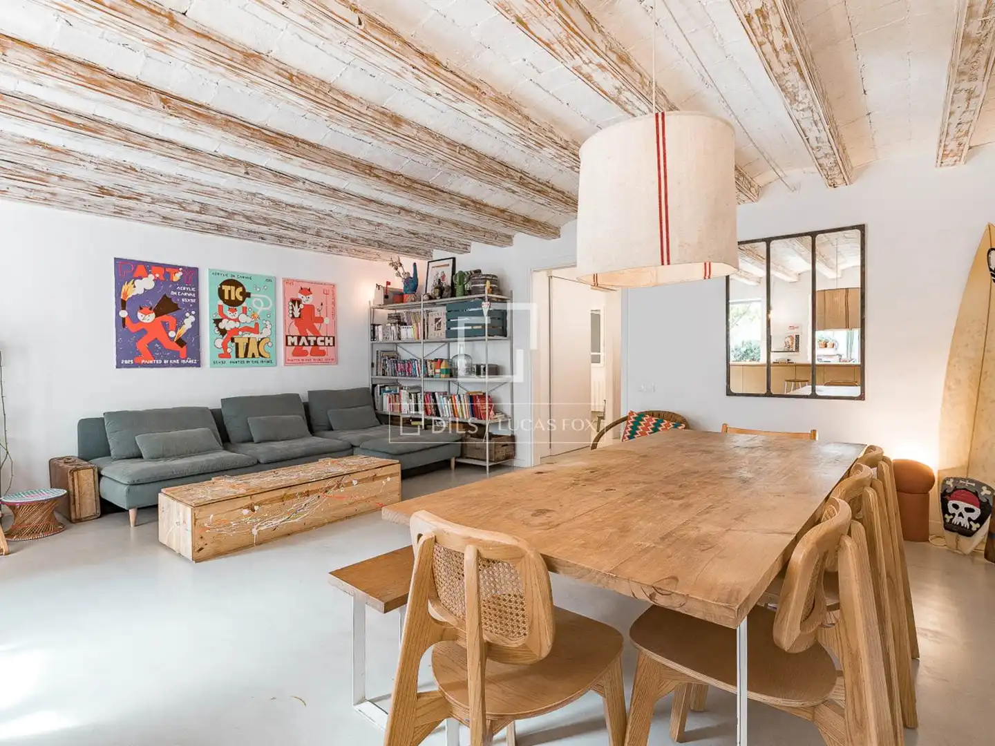 Wohnzimmer von Wohnung zum Verkauf in Barcelona mit Klimaanlage, Heizung und Terrasse
