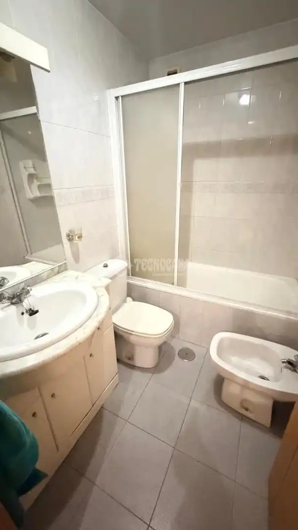 Baño de Piso en venta en Villaverde