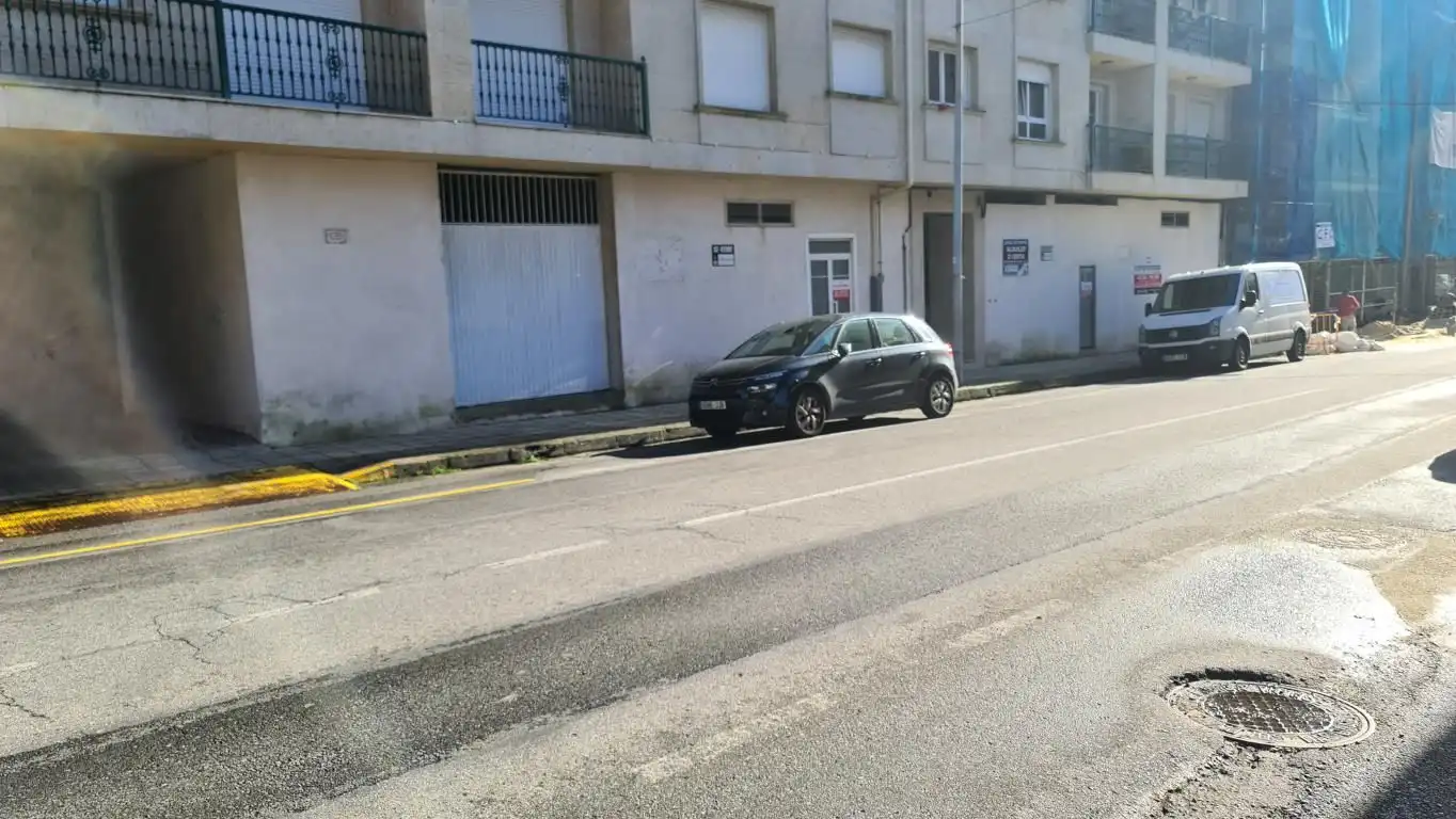 Gewerbefläche zum Verkauf in Boiro, imagen 2