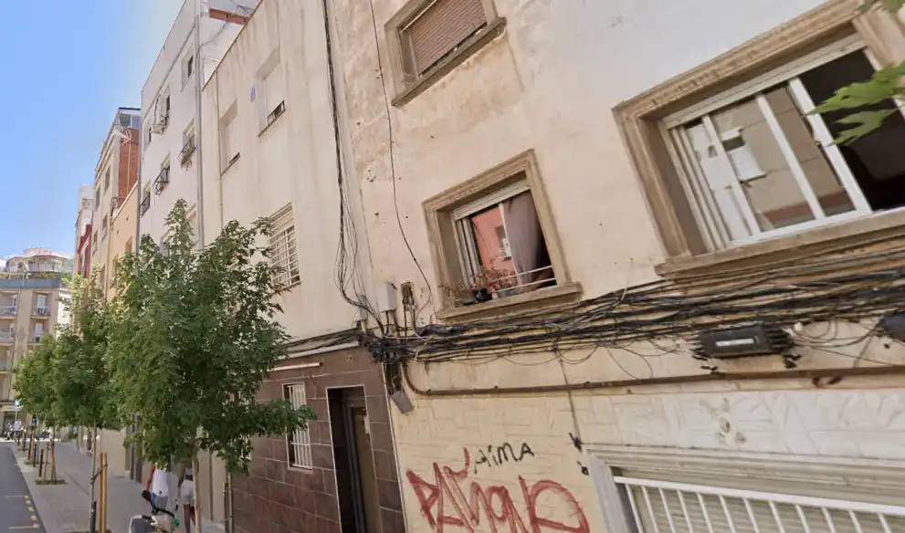 Exterior view of Flat for sale in L'Hospitalet de Llobregat