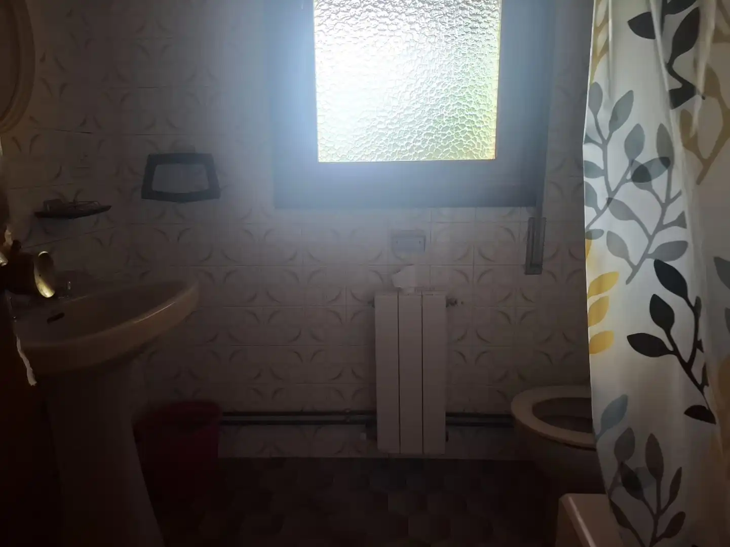 Baño de Casa o chalet en venta en Los Tojos  con Calefacción y Parquet