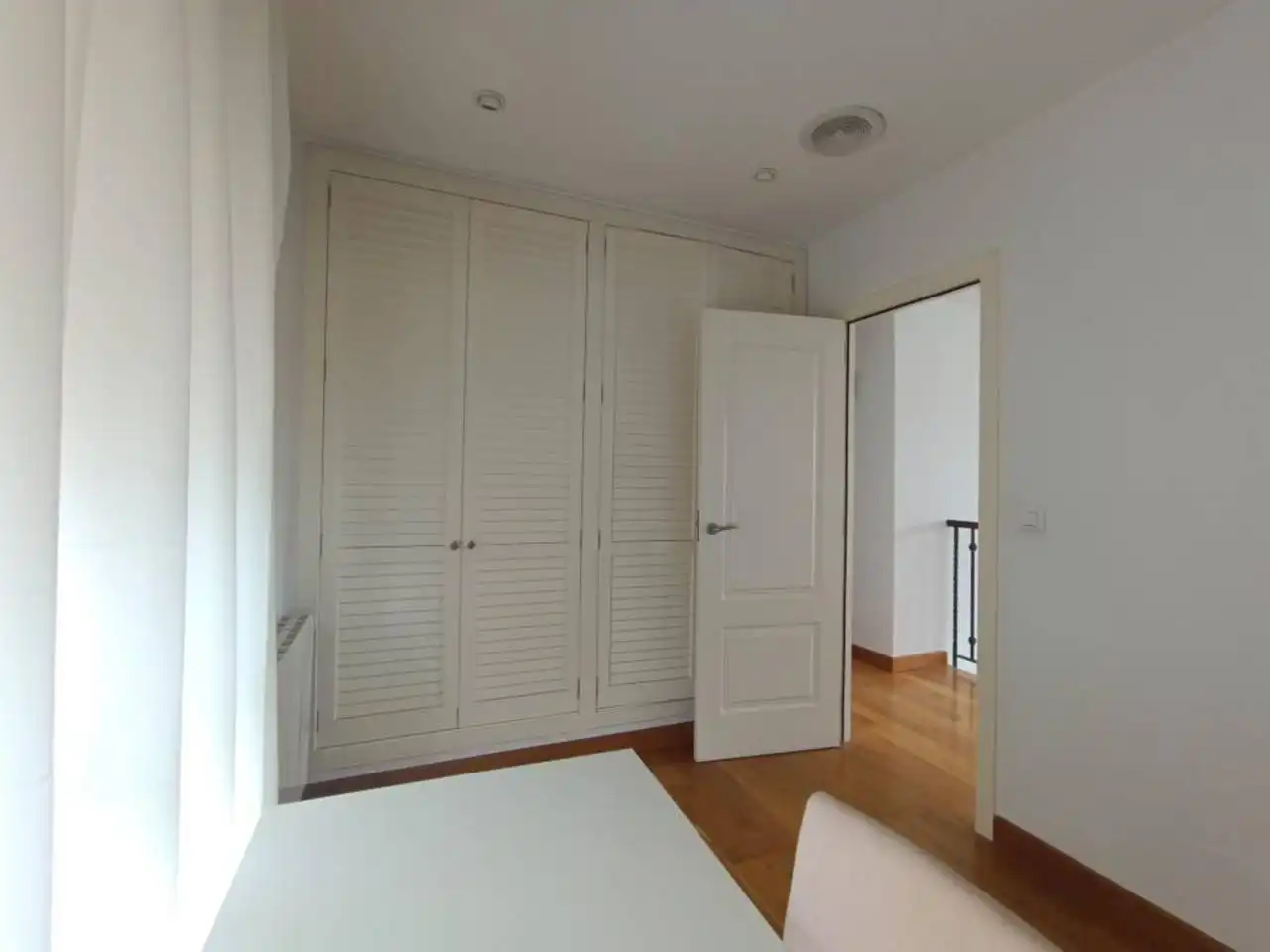 Habitación de Casa o chalet en venta en Petrer con Aire acondicionado, Calefacción y Jardín privado
