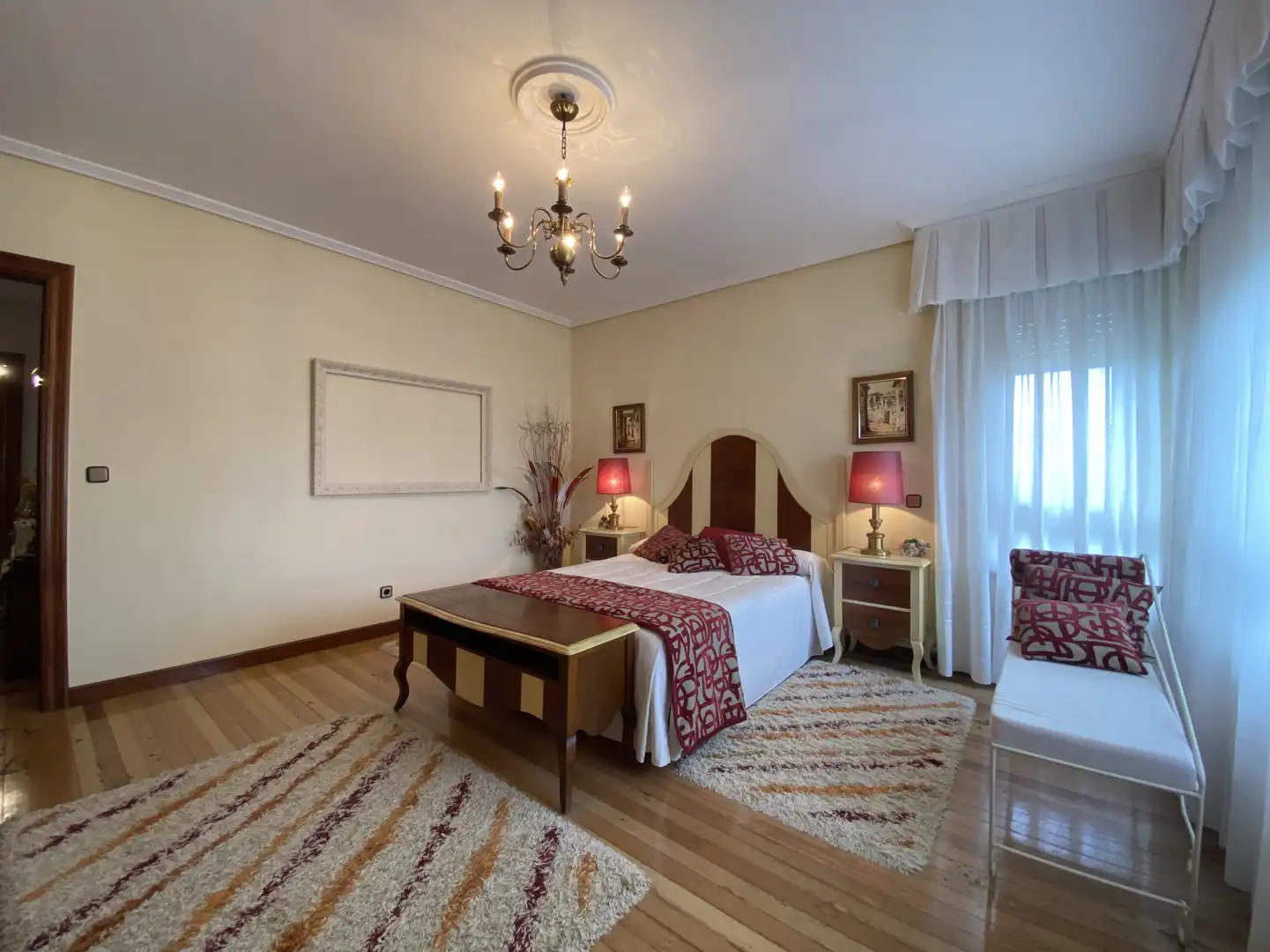 Bedroom of Detached homes for sale in Torrelavega   with Heating, Private garden and Parquet flooring