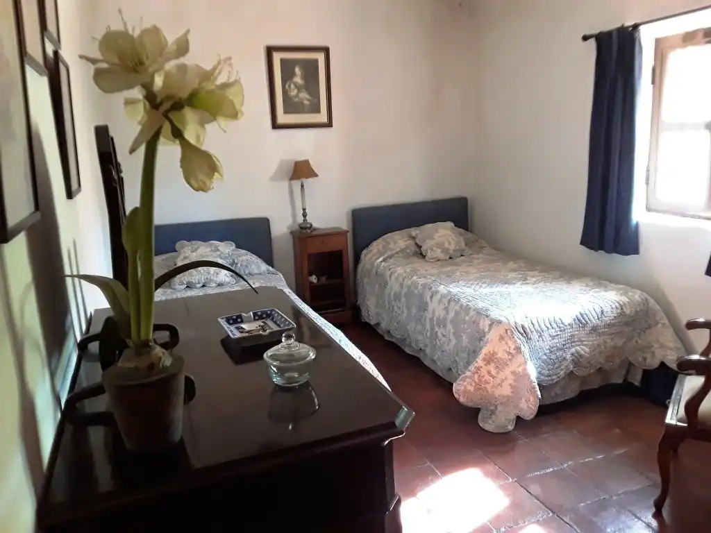 Habitación de Finca rústica en venta en Trujillo con Aire acondicionado, Calefacción y Jardín privado