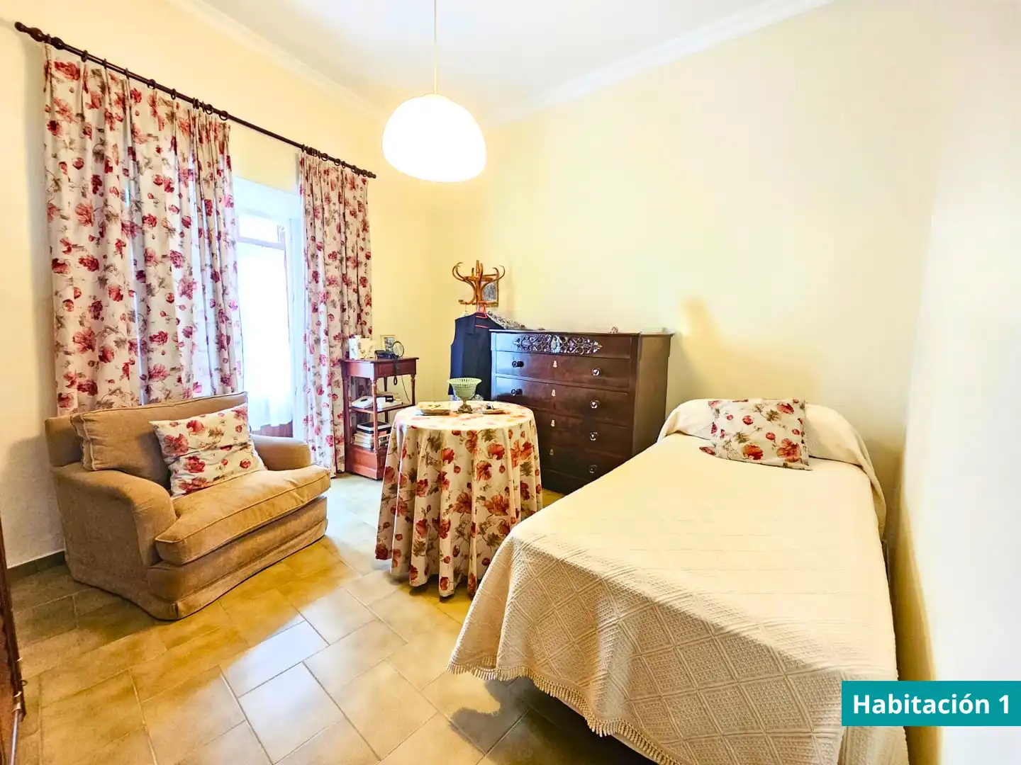 Schlafzimmer von Haus oder Chalet zum Verkauf in Sanlúcar de Barrameda mit Terrasse, Abstellraum und Möbliert