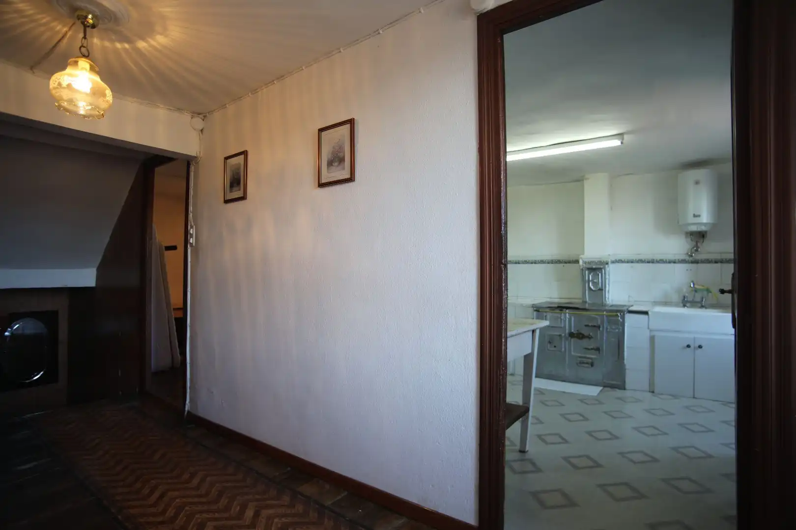 Country house zum Verkauf in Valdeprado del Río mit Privatgarten