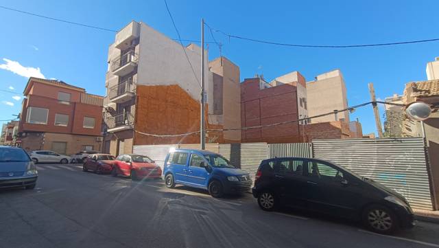 Terreno residencial en Venta en Calle Madrid, 33 en Alcantarilla