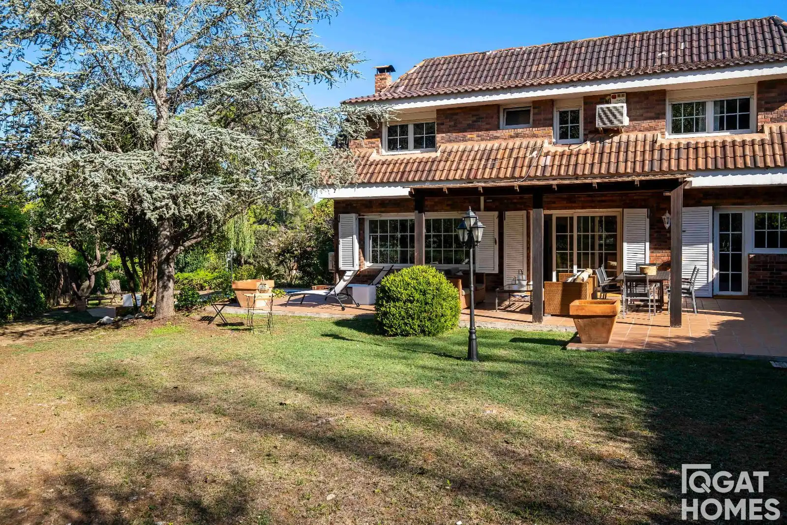 Villa con piscina in affitto a Cadernera, imagen 2