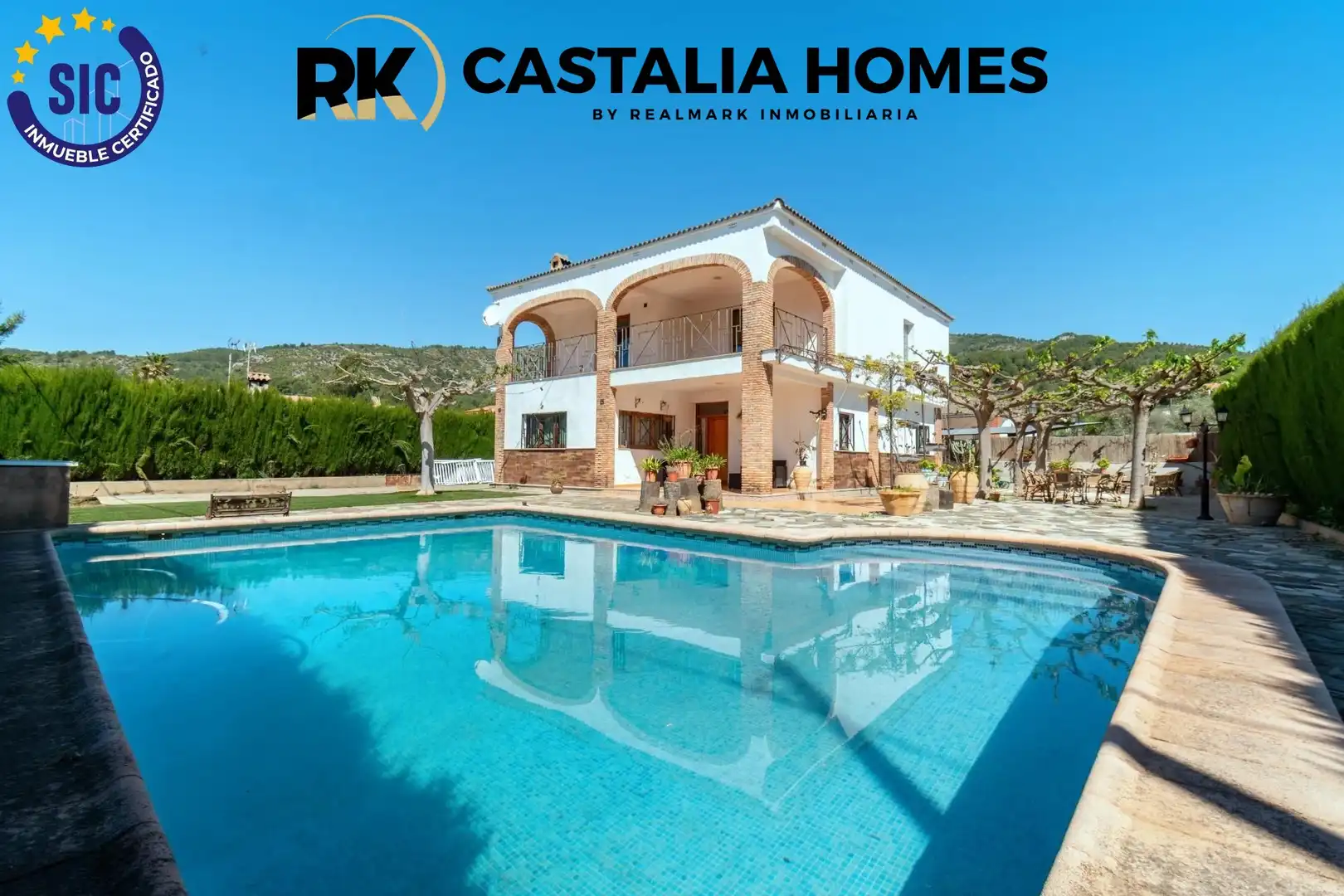Vista exterior de Casa o xalet en venda en Borriol amb Calefacció, Jardí privat i Piscina