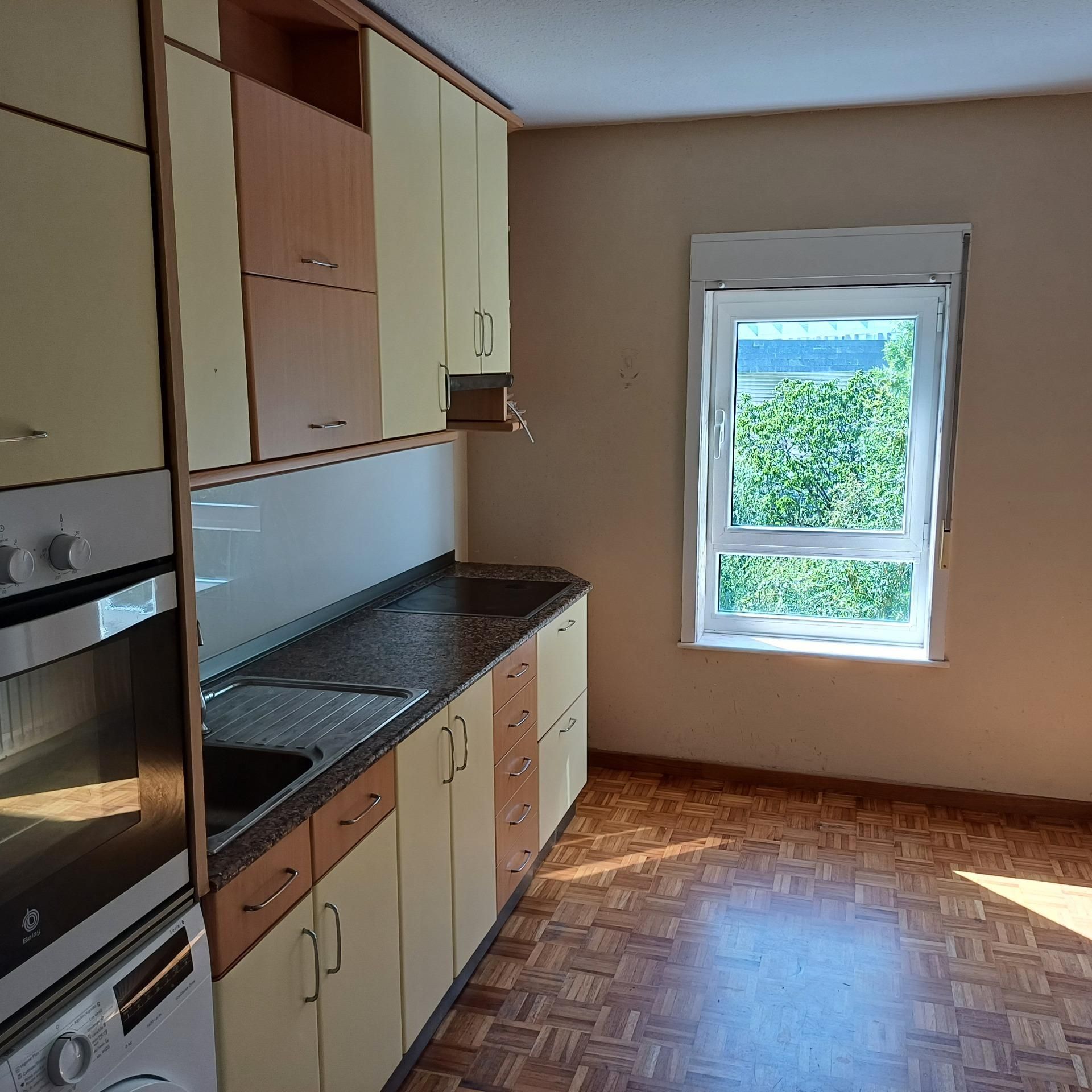 Kitchen of Flat to rent in Santiago de Compostela   with Heating and Storage room