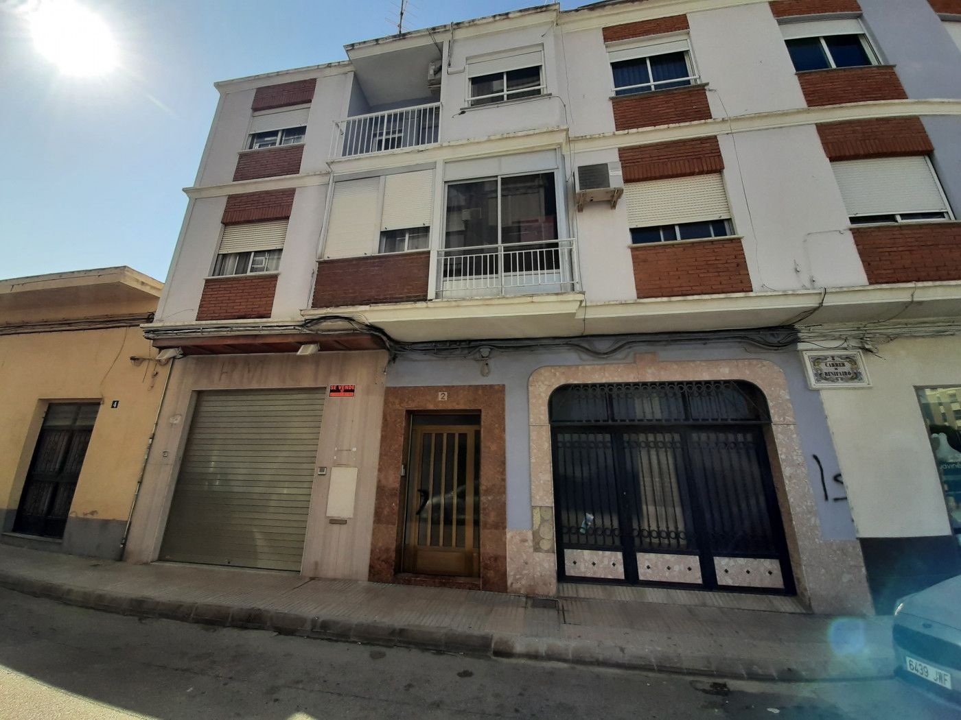 Vista exterior de Local en venda en Alzira