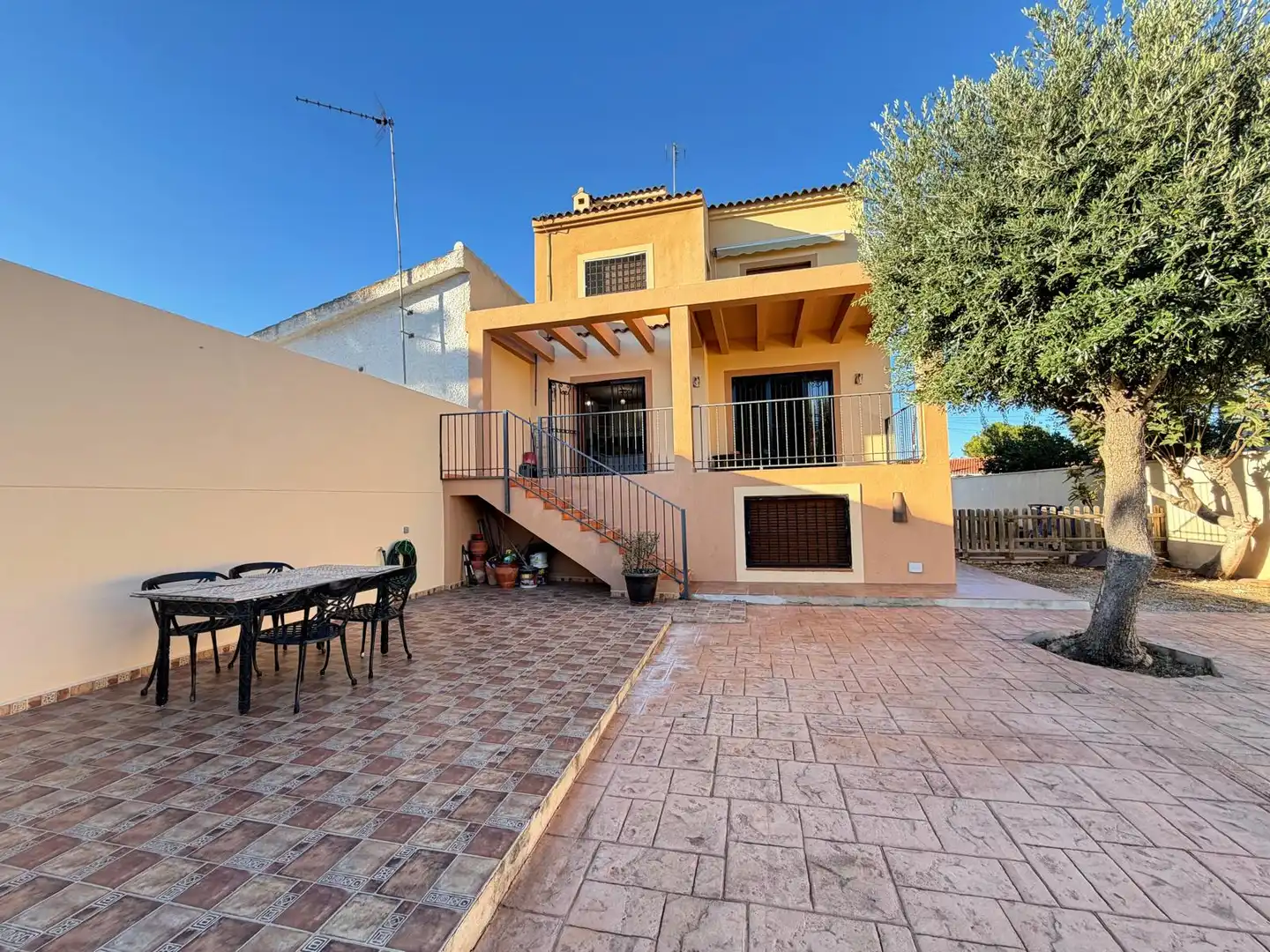 Casa bifamiliare con terrazza in vendita a Avenida de las Gaviotas, imagen 2