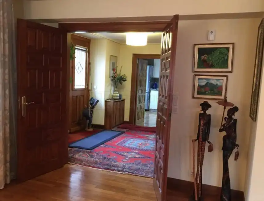Detached homes for sale in Vitoria - Gasteiz  with Heating, Private garden and Parquet flooring