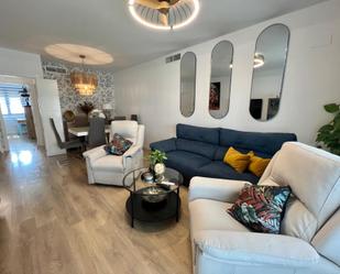 Living room of Flat for sale in  Córdoba Capital  with Air Conditioner, Heating and Private garden