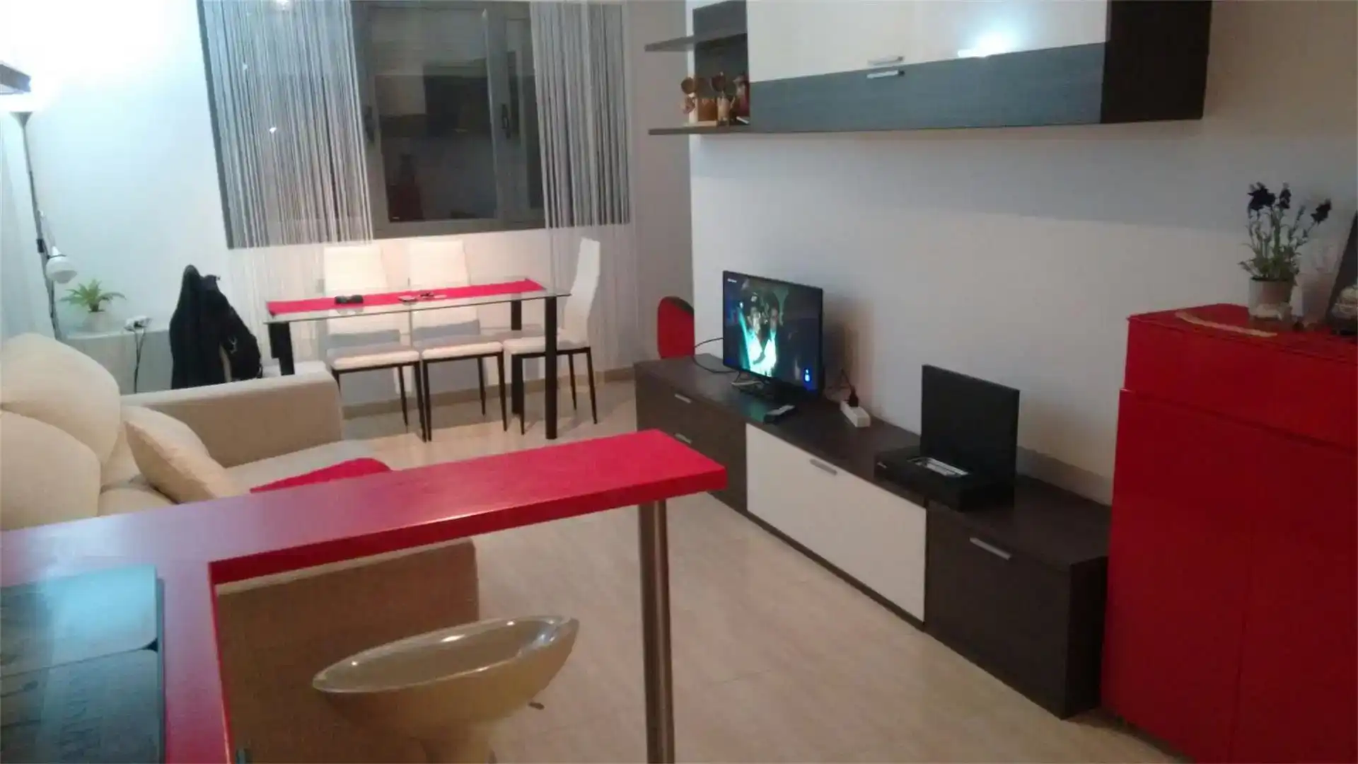 Sala d'estar de Pis en venda en Aldealengua amb Moblat, Forn i Rentadora