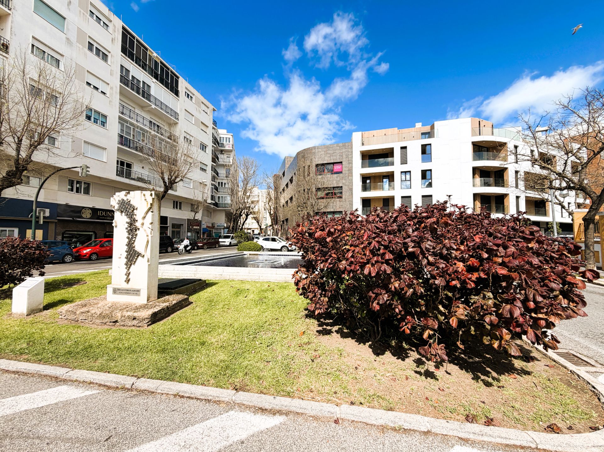 Vista exterior de Àtic en venda en  Cádiz Capital amb Terrassa i Piscina