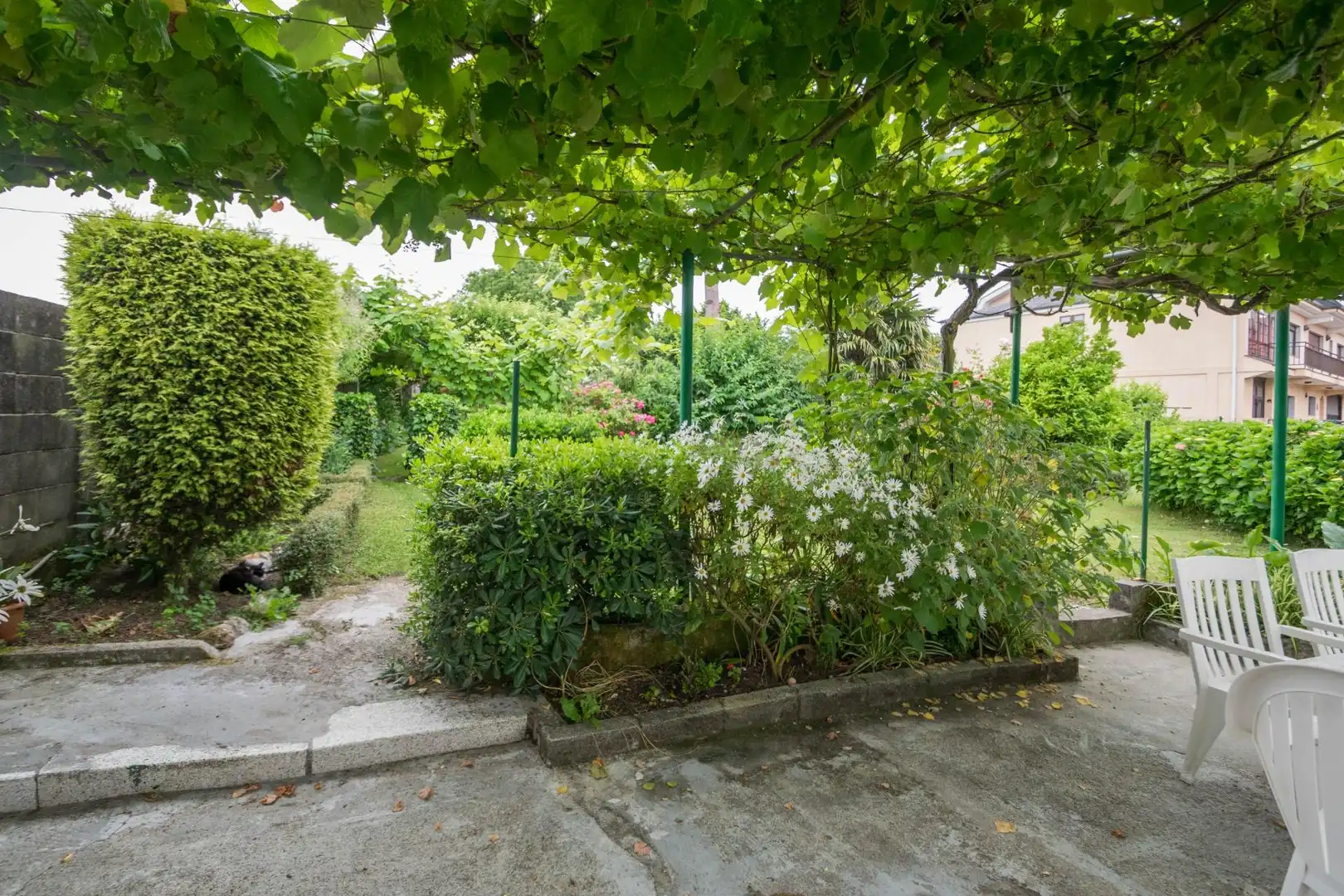 Jardín de Casa o chalet en venta en Culleredo con Calefacción, Jardín privado y Parquet