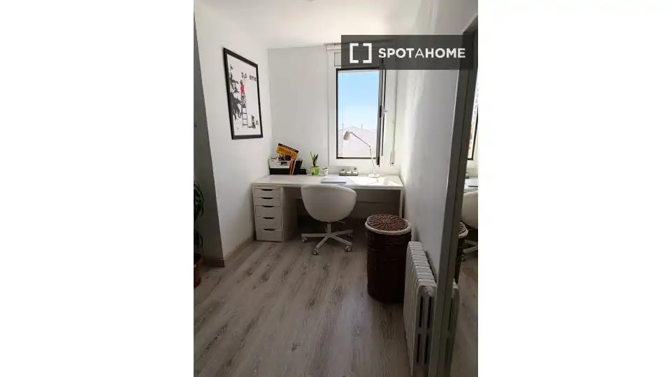 Bedroom of Flat for share in Sant Andreu de Llavaneres  with Air Conditioner, Heating and Furnished