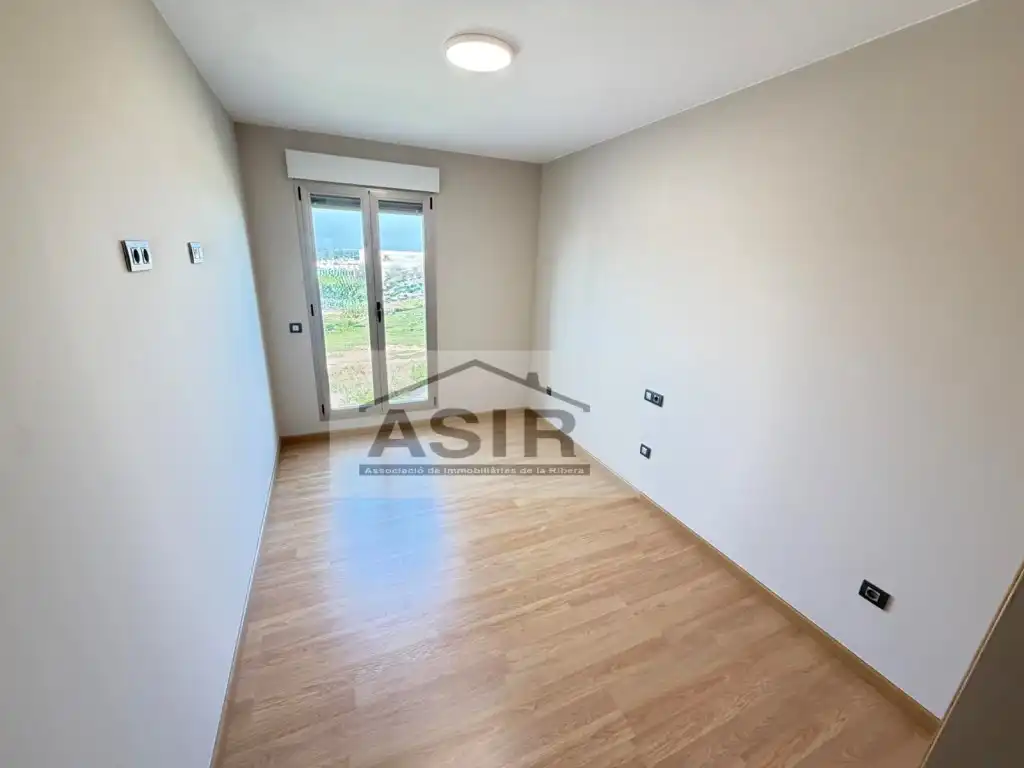 Bedroom of Flat for rent in Alzira  with Air Conditioner