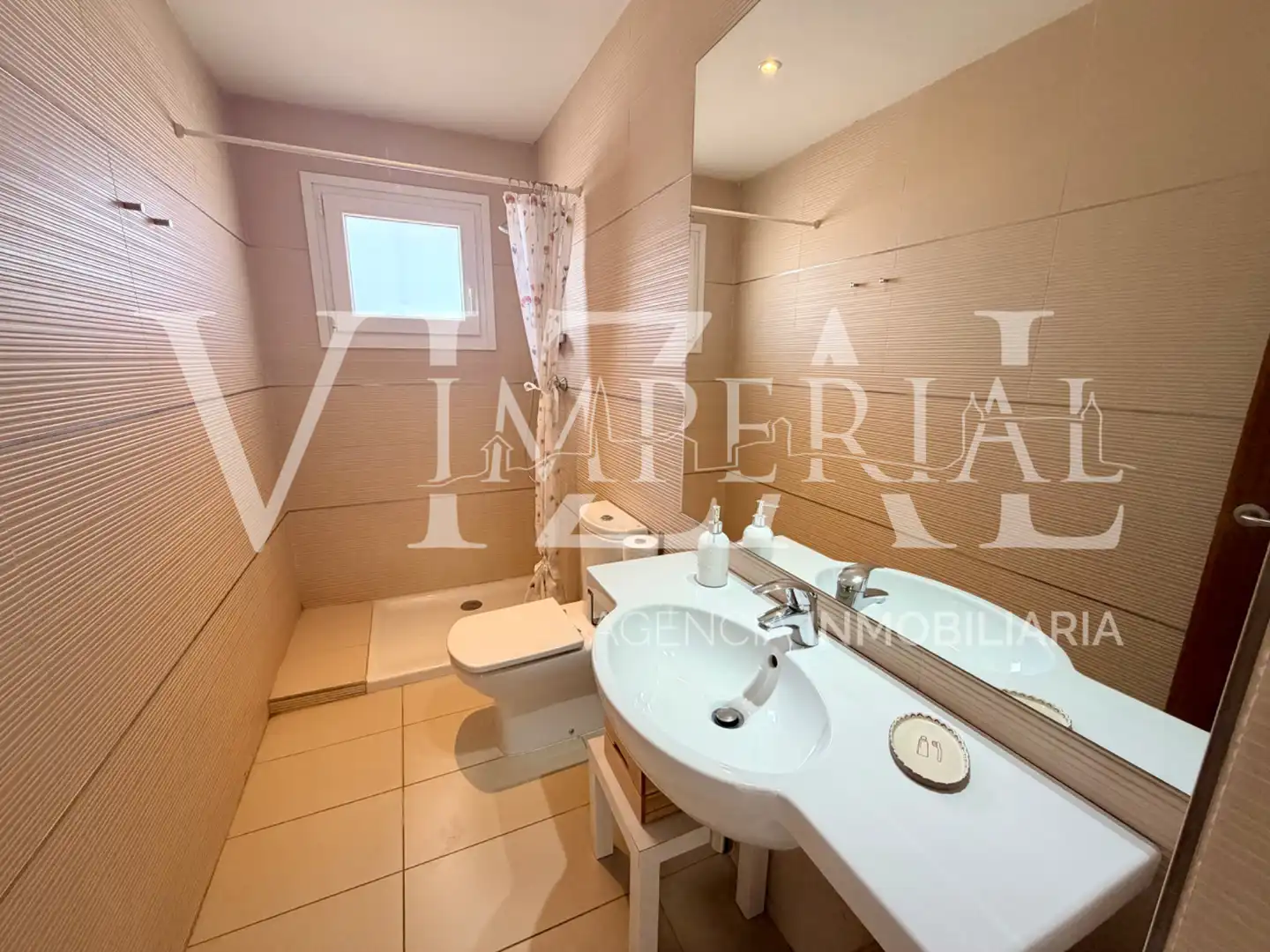 Baño de Casa o chalet en venta en Layos con Calefacción, Jardín privado y Terraza