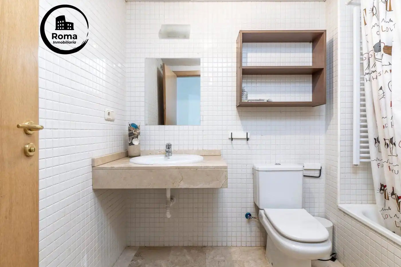 Baño de Piso en venta en Las Gabias con Aire acondicionado, Calefacción y Jardín privado