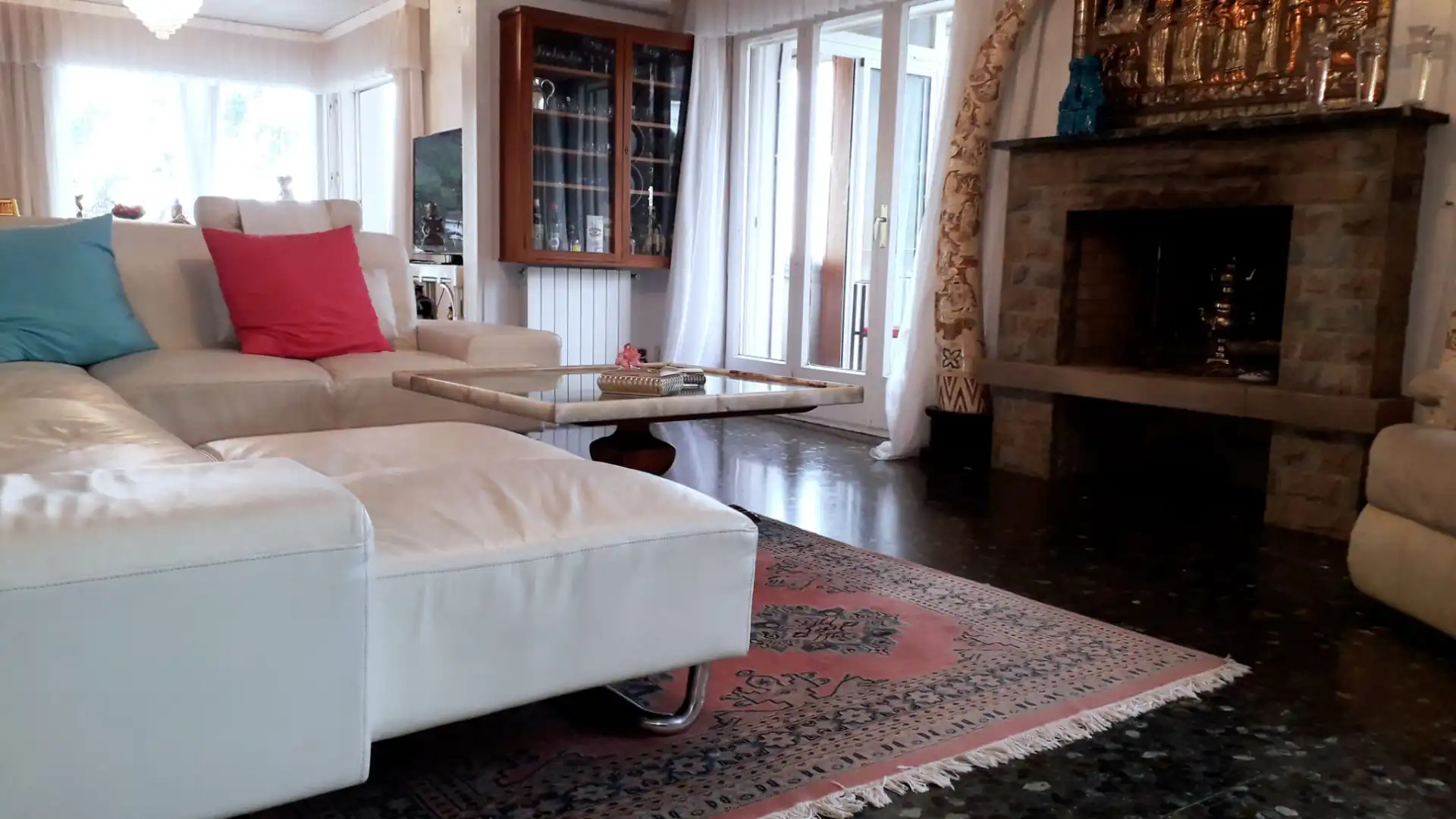Sala d'estar de Casa o xalet en venda en Castelldefels amb Aire condicionat, Calefacció i Jardí privat