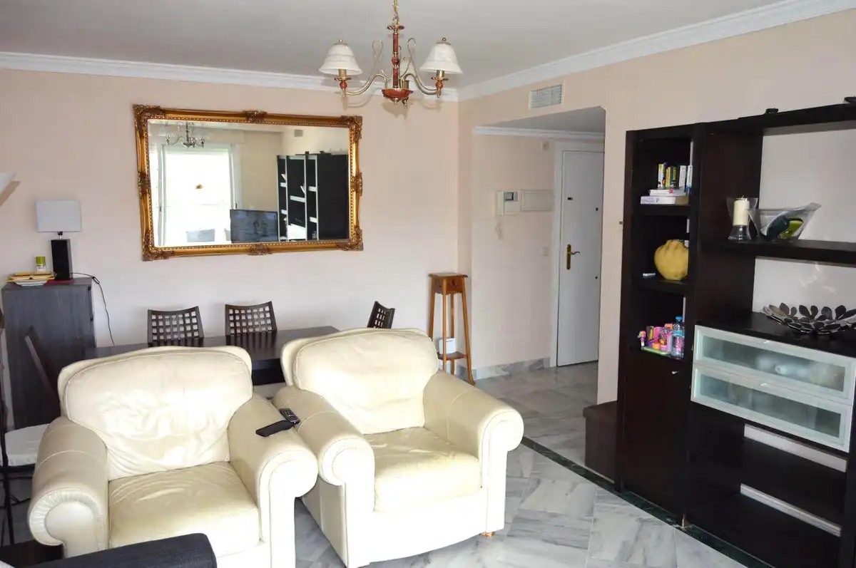 Wohnzimmer von Wohnungen zum Verkauf in Marbella mit Klimaanlage, Möbliert und Internet