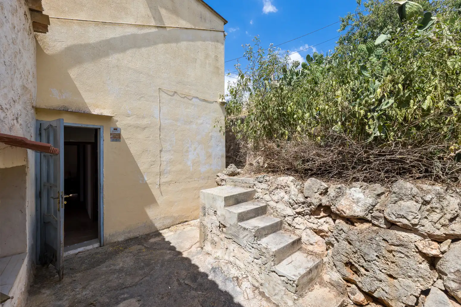 Exterior view of Detached homes for sale in  Palma de Mallorca  with Terrace and Storage room