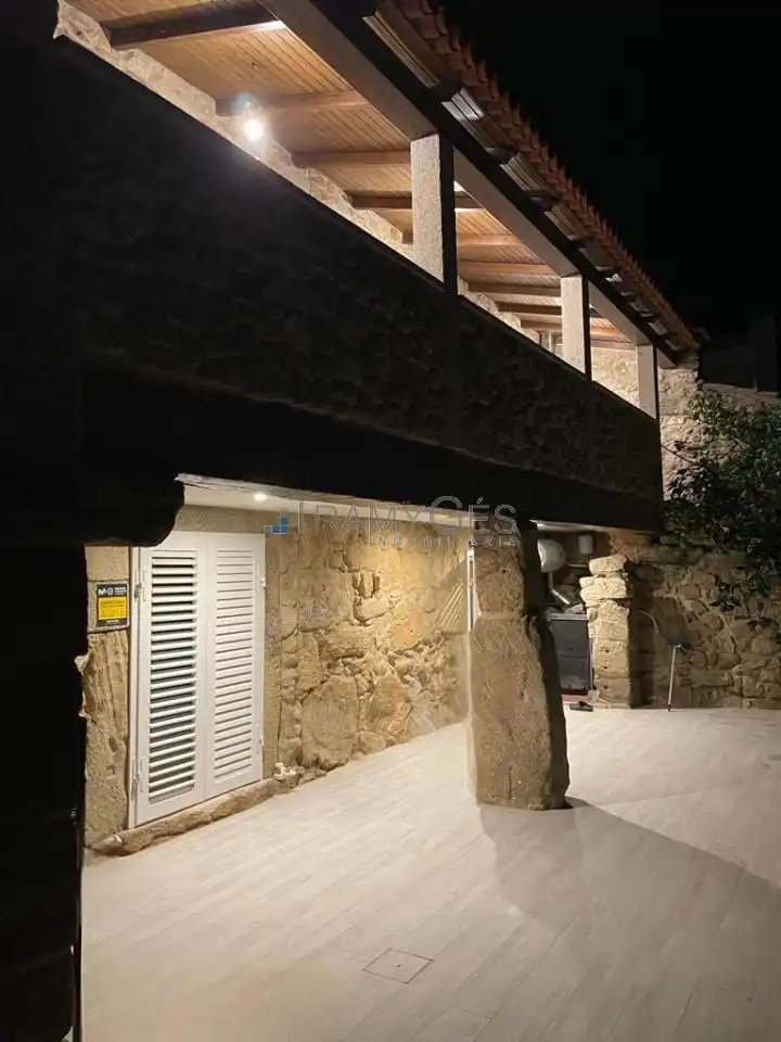 Terrassa de Casa o xalet en venda en O Rosal   amb Calefacció, Jardí privat i Terrassa