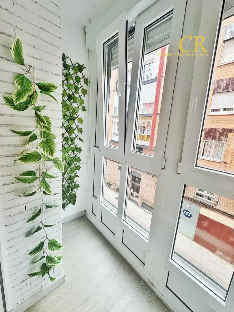 Terraza de Piso en venta en Gijón  con Calefacción, Terraza y Amueblado