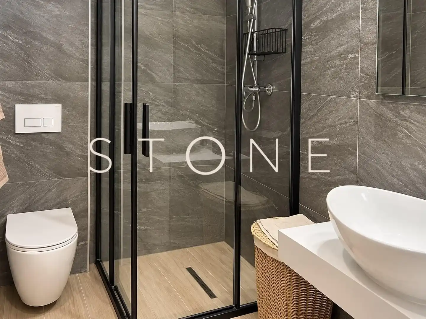 Bathroom of Flat for sale in Vilablareix, Girona