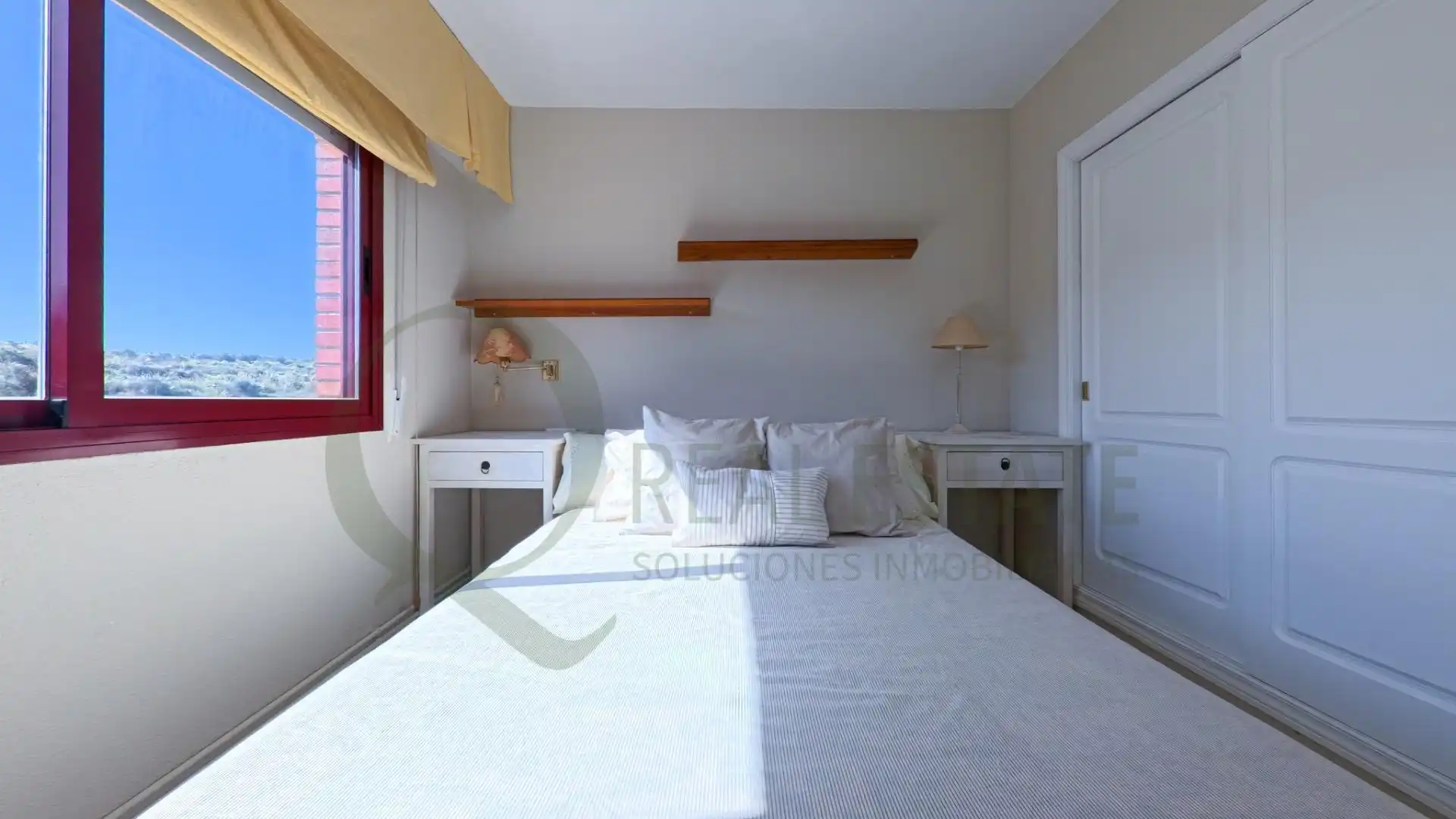 Dormitori de Casa adosada en venda en Alicante / Alacant amb Calefacció, Jardí privat i Terrassa
