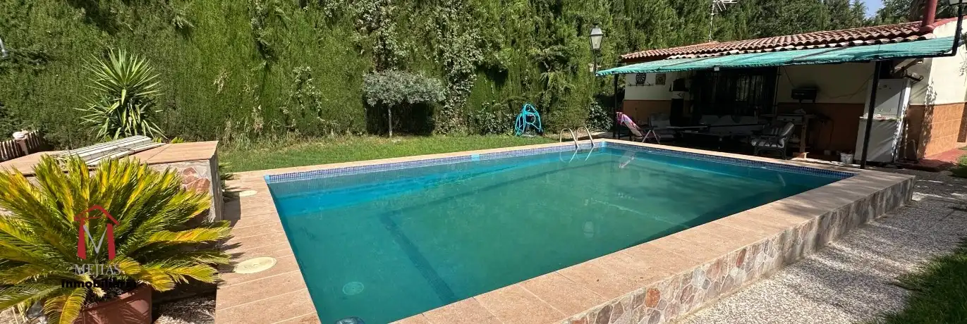 Casa rústica amb piscina en venda a Zona de la Vega, imagen 2