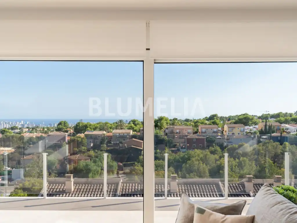Terrassa de Casa o xalet en venda en La Nucia amb Aire condicionat, Calefacció i Jardí privat