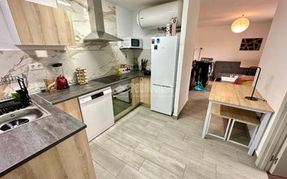 Kitchen of Flat for sale in Pioz  with Heating