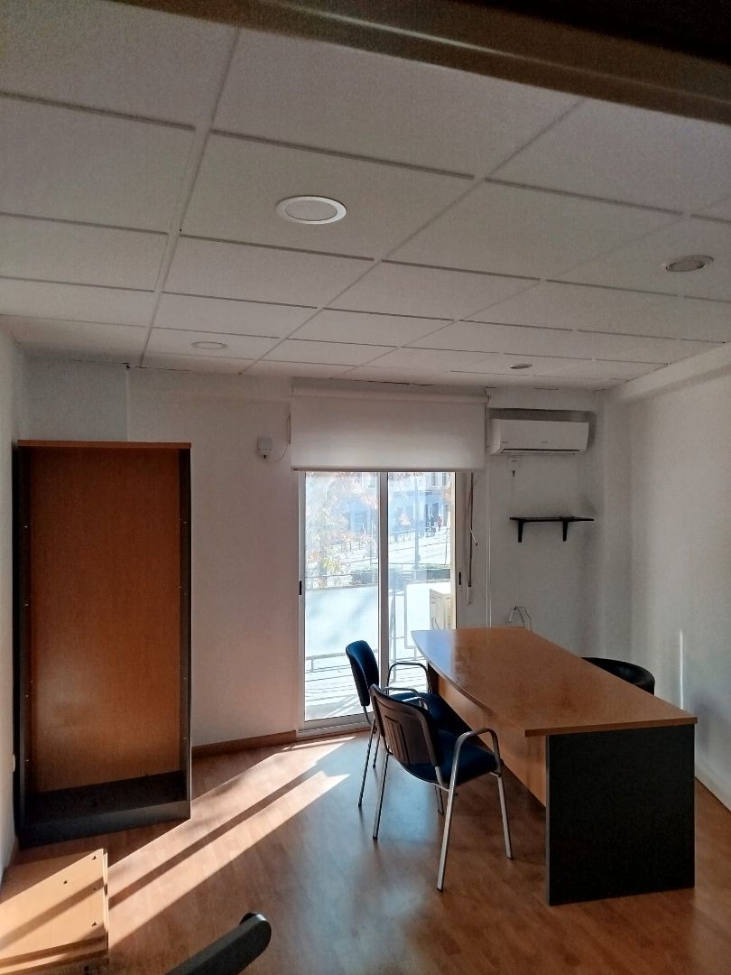 Office for rent in  Granada Capital  with Air Conditioner, Heating and Balcony