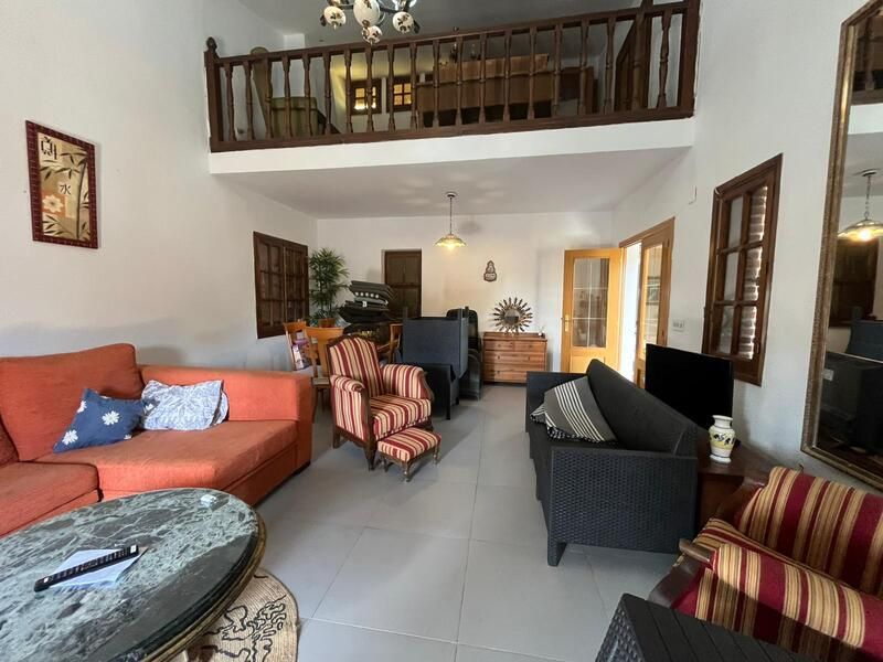 Living room of House or chalet for sale in Cazalegas  with Swimming Pool