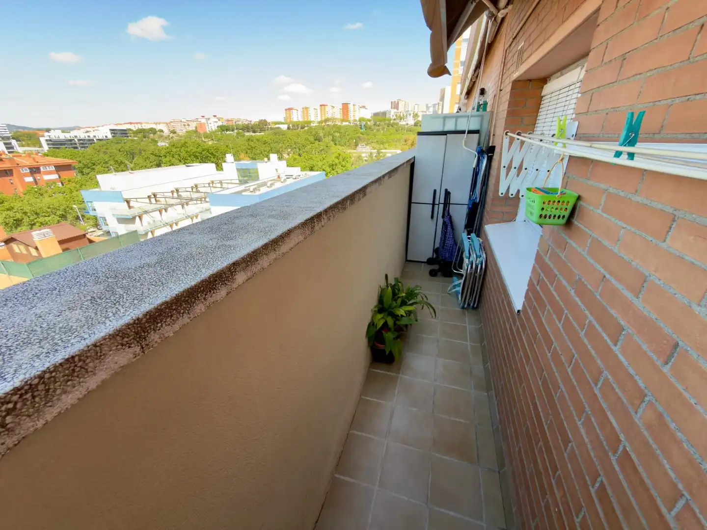 Terraza de Ático en venta en Cornellà de Llobregat con Aire acondicionado, Calefacción y Parquet