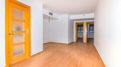 Foto 2 de Piso en venta en C/ Josep Pane , Bell-lloc d'Urgell, Lleida