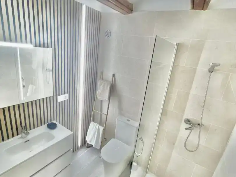 Badezimmer von Wohnung zur Miete in Sant Mateu mit Klimaanlage, Möbliert und Balkon