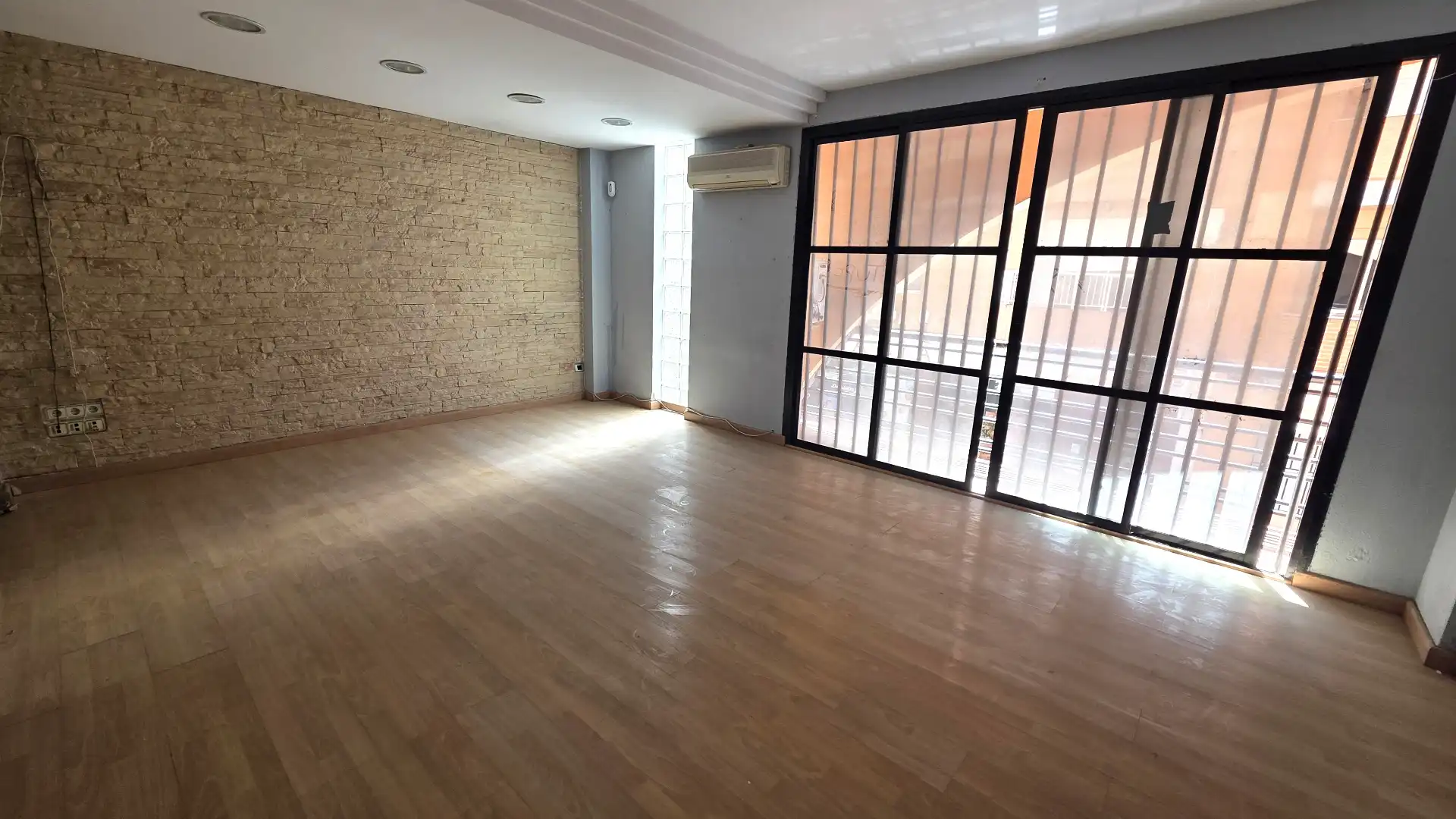 Flat for sale in Sollana  with Air Conditioner, Terrace and Oven