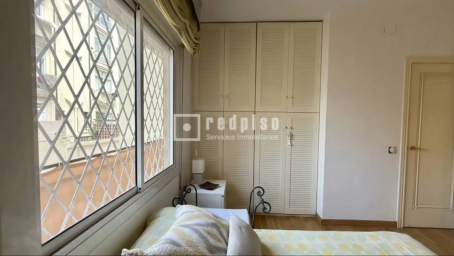 Dormitori de Pis en venda en Barcelona amb Parquet