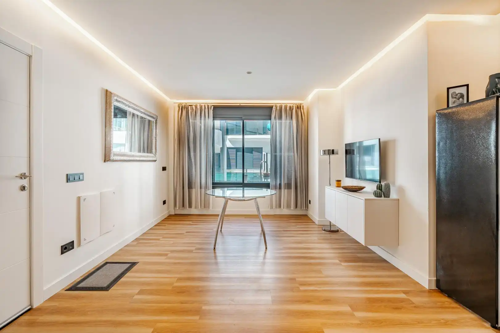 Sala de estar de Apartamento en venta en Estepona con Aire acondicionado, Calefacción y Amueblado