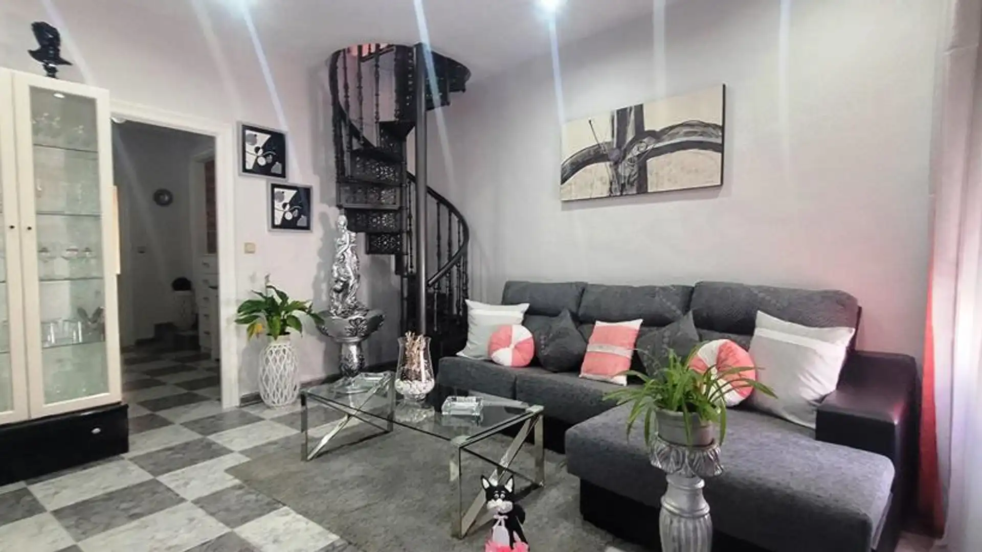 Sala d'estar de Casa adosada en venda en Rus amb Balcó